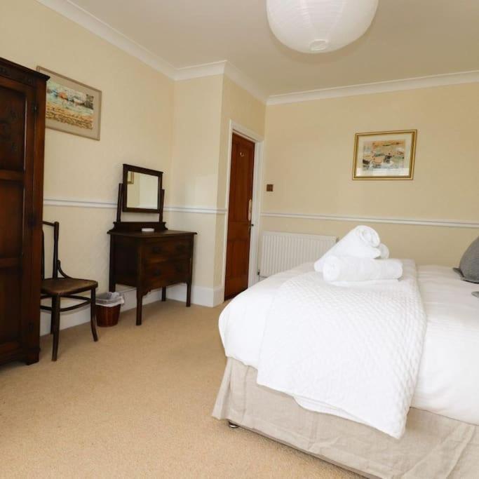 Gorgeous House In Newquay Walking Distance From Fistral Beach Buitenkant foto