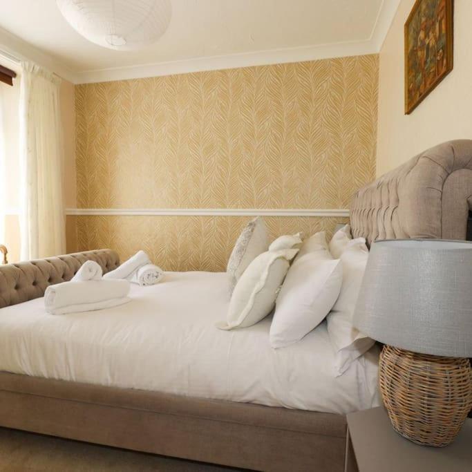 Gorgeous House In Newquay Walking Distance From Fistral Beach Buitenkant foto