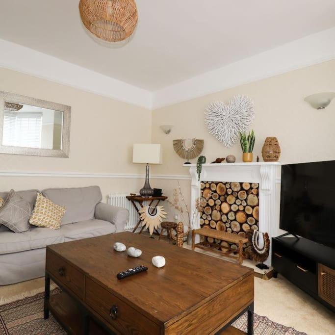 Gorgeous House In Newquay Walking Distance From Fistral Beach Buitenkant foto