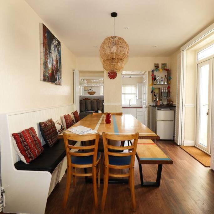 Gorgeous House In Newquay Walking Distance From Fistral Beach Buitenkant foto